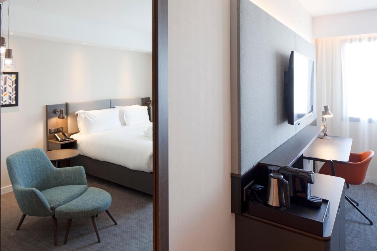Holiday Inn Paris Cdg Airport An Ihg Hotel Роаси ан Франс Екстериор снимка