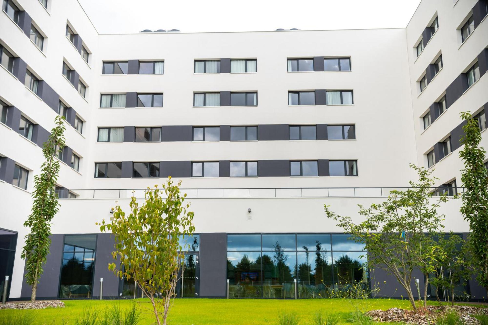 Holiday Inn Paris Cdg Airport An Ihg Hotel Роаси ан Франс Екстериор снимка