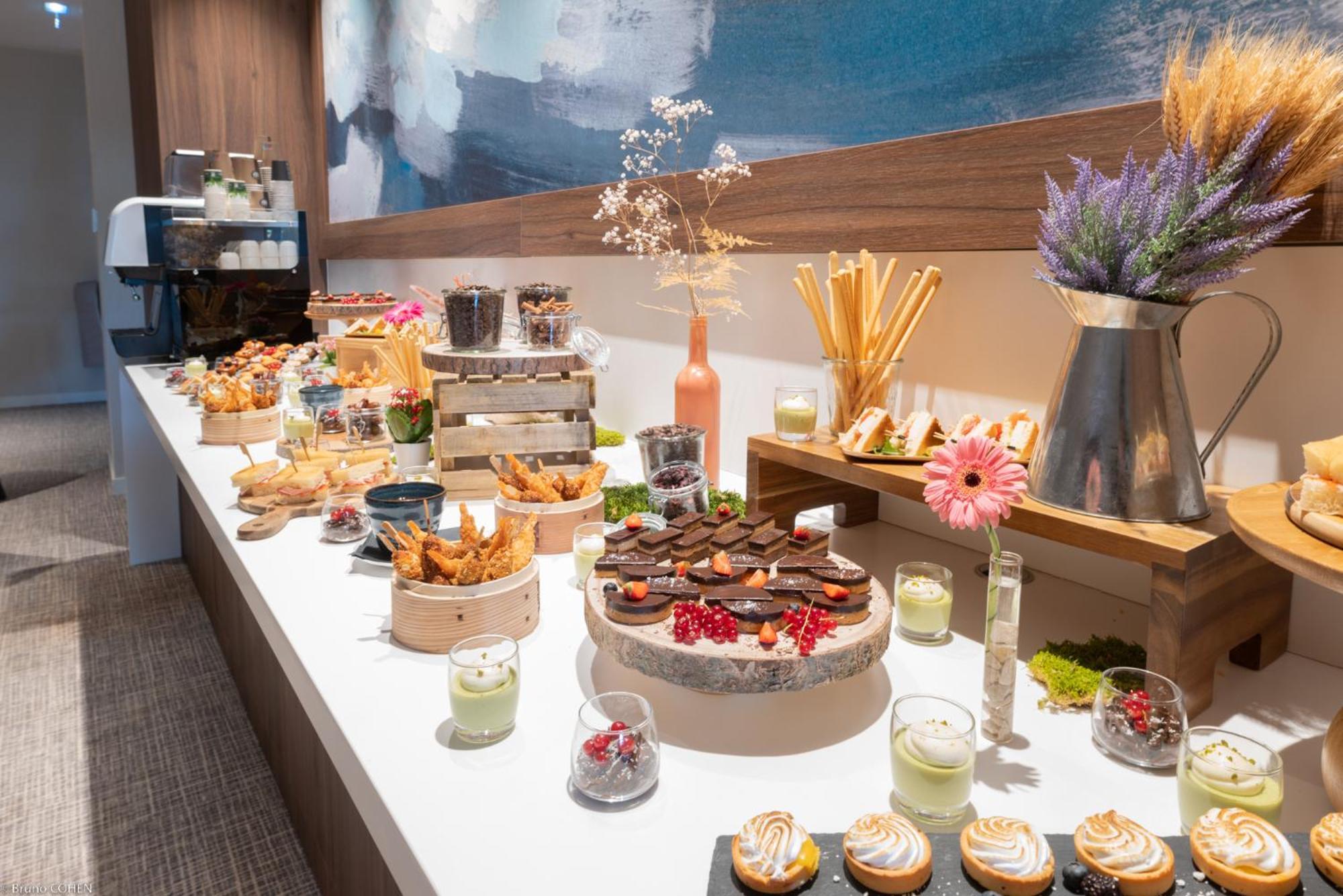Holiday Inn Paris Cdg Airport An Ihg Hotel Роаси ан Франс Екстериор снимка